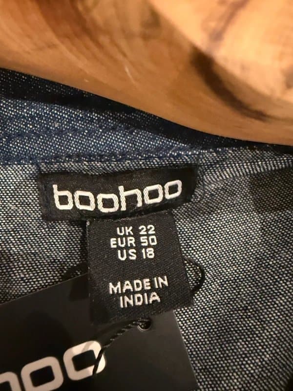 Boohoo Boohoo Chambery denim shirt size 22