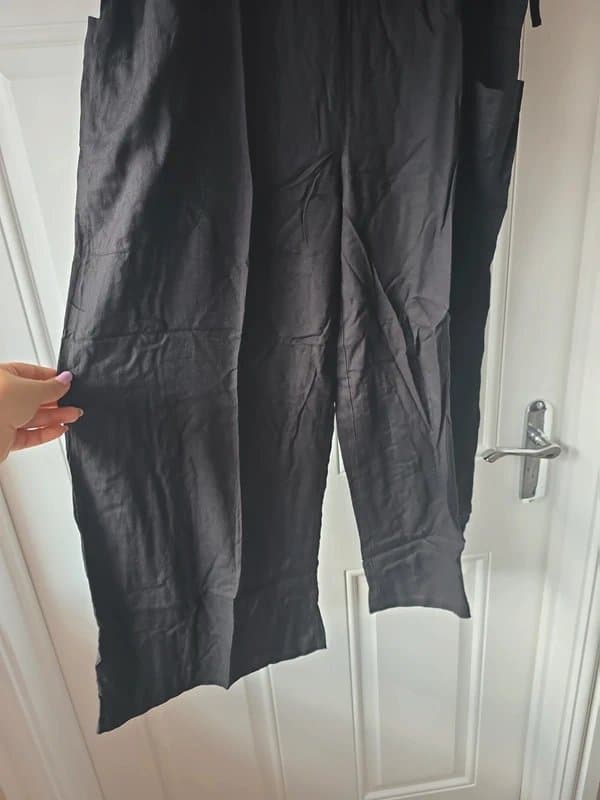 ASOS Design Brand new asos Culotte jumpsuit size 6