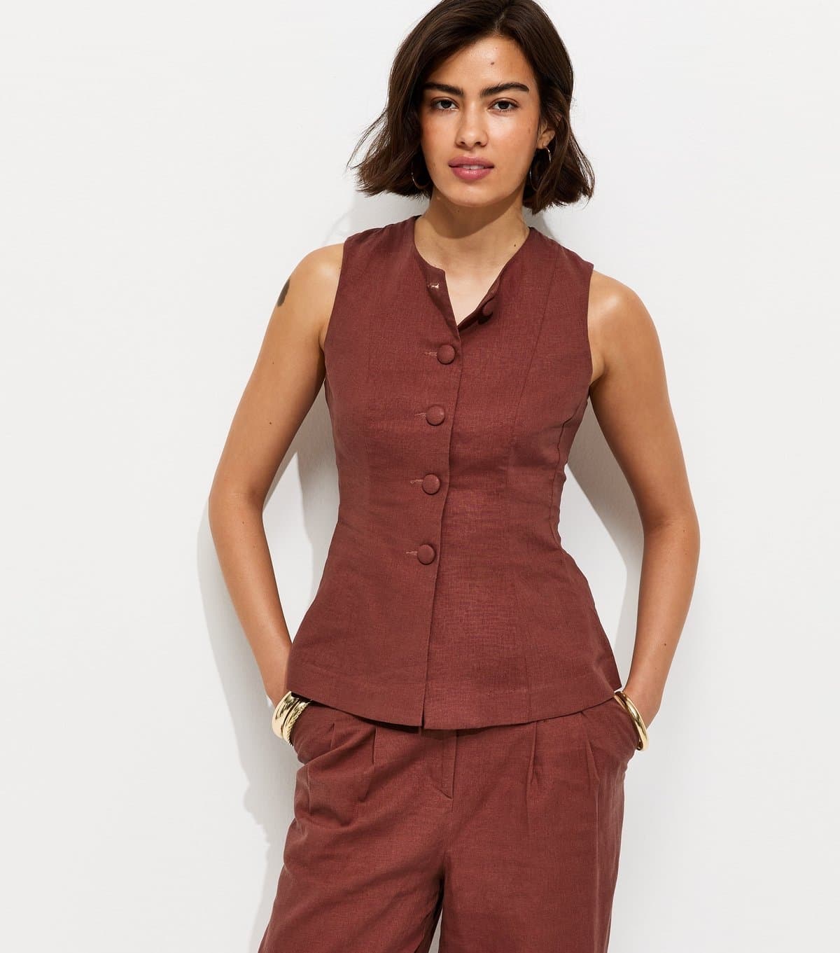 New Look Women's Dark Red Linen Rich Button Through Peplum Waistcoat New Look