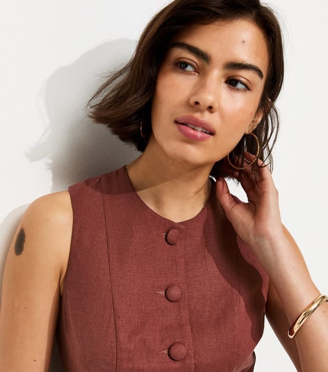 New Look Women's Dark Red Linen Rich Button Through Peplum Waistcoat New Look - 3