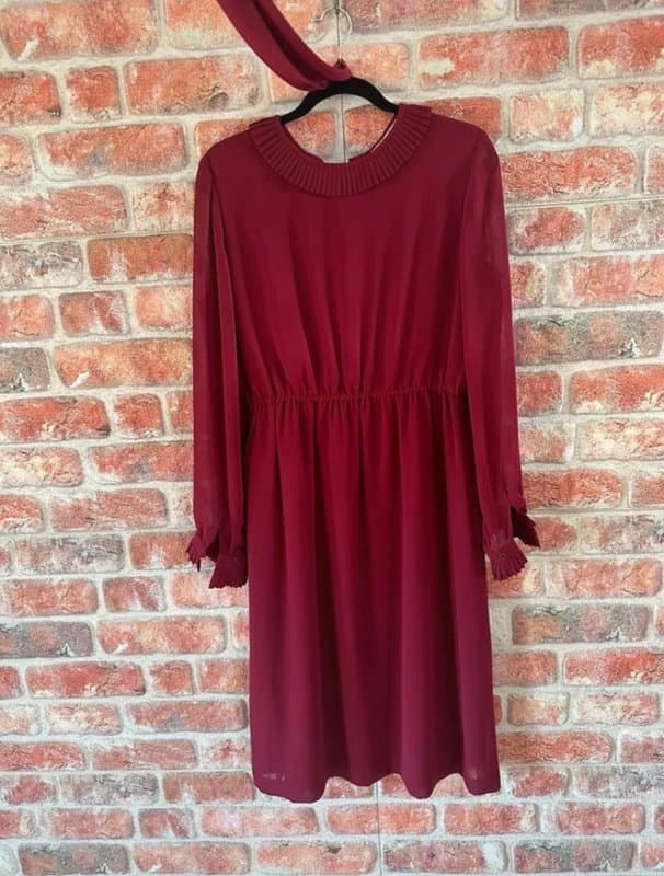susan small 80s Vintage Burgundy Collared Midi Dress