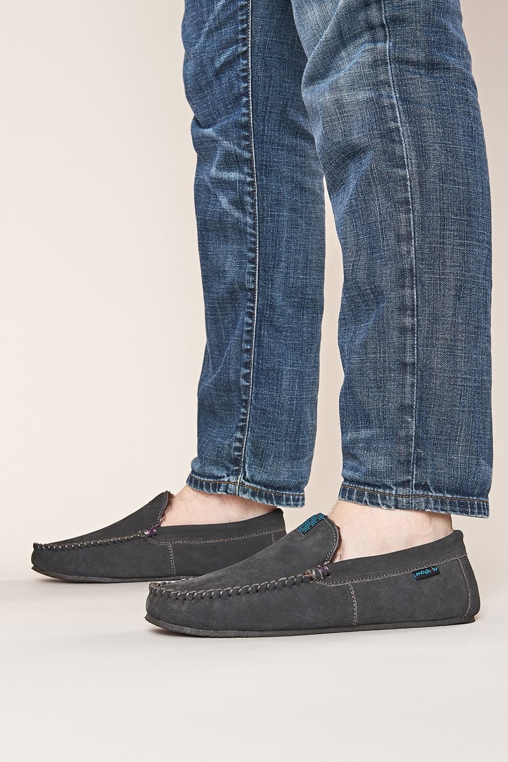 Moshulu Moshulu Men's 'Fielding 3' Moccasin Slippers in Grey - 4