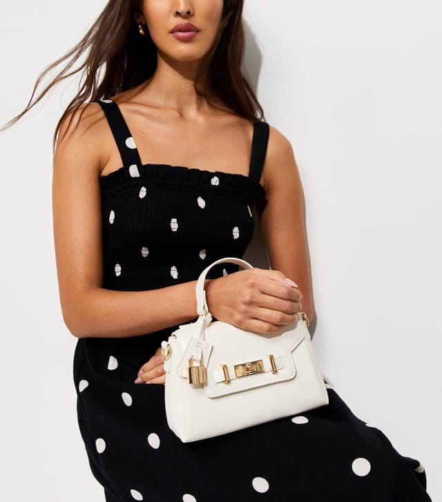 New Look White Faux Leather Textured Lizard Effect Mini Crossbody Bag Vegan New Look - 2