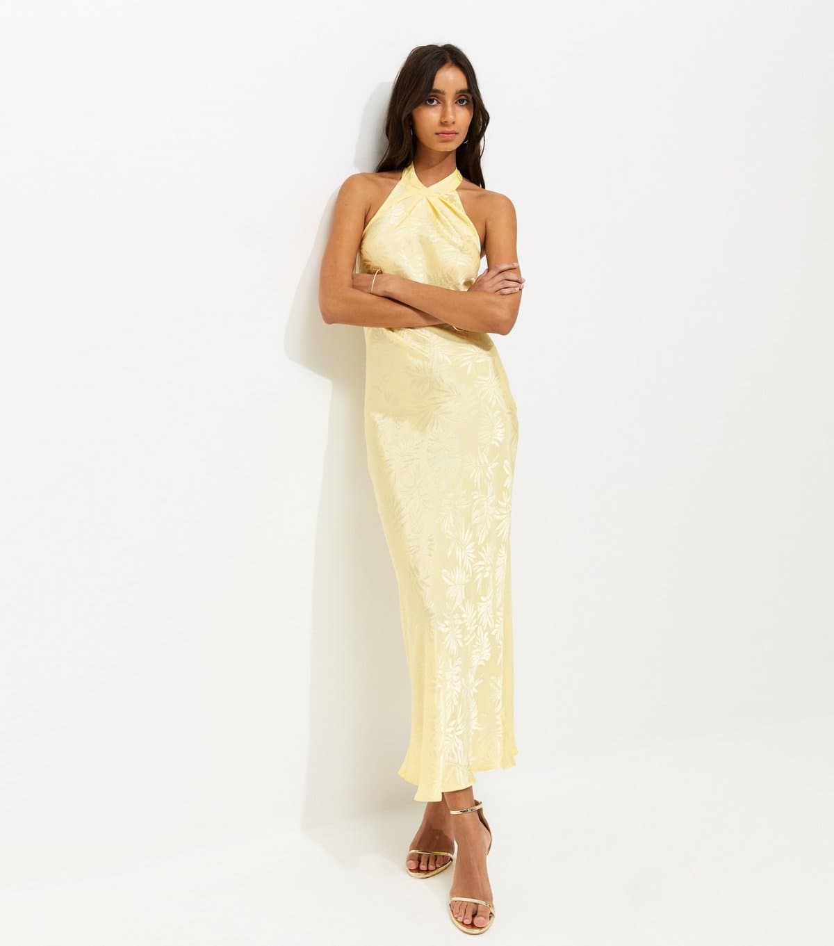 New Look Women's Light Yellow Palm Leaf Jacquard Halter Neck Maxi Dress New Look
