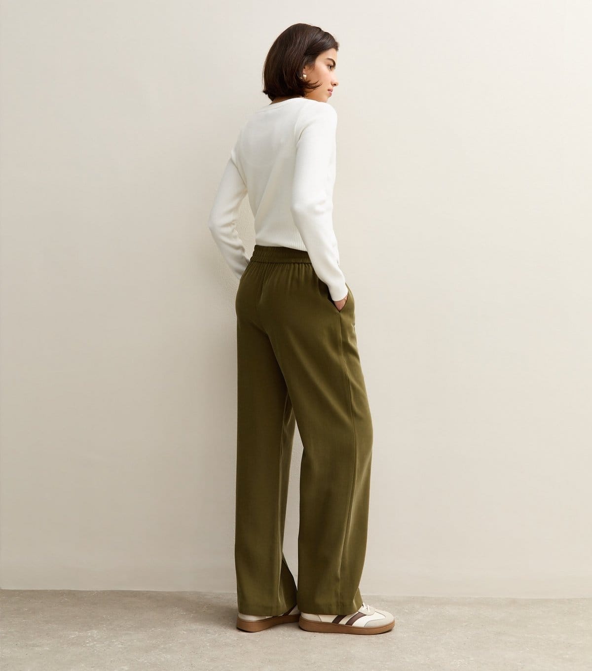 New Look Women's Khaki Wide Leg Drawstring Waist Joggers New Look - 4