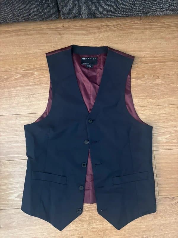 ASOS Design Men/boys Nay navy blue waistcoat with burgundy back. Size 36, suit small