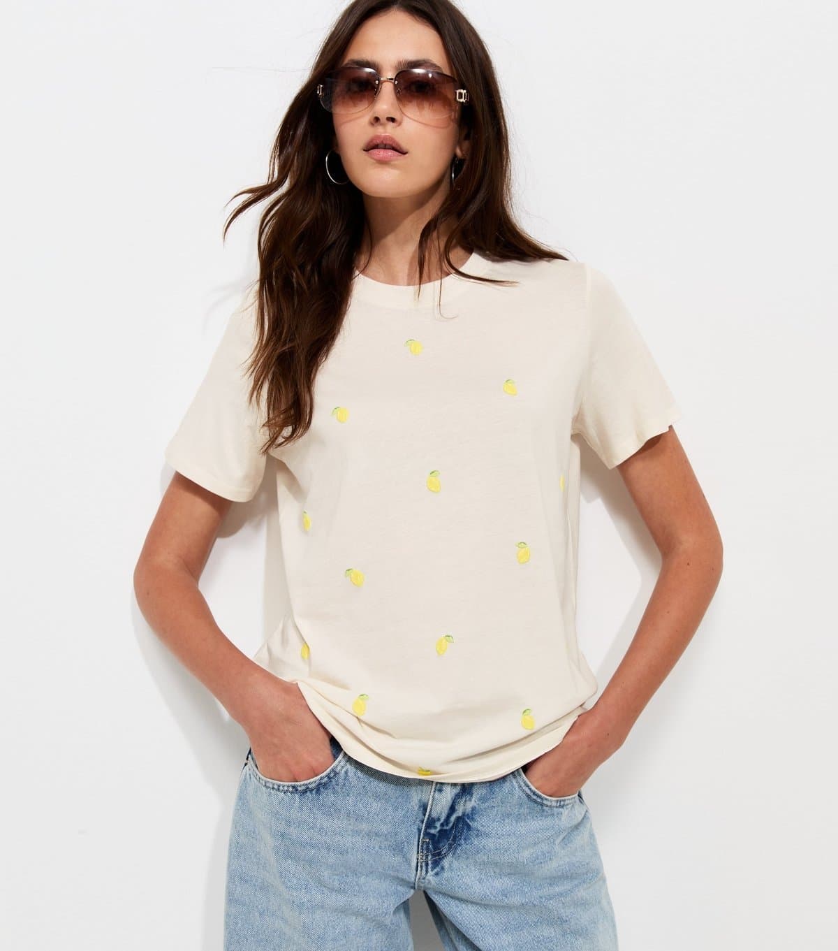New Look New Look Off White Lemon Print Crew Neck T-Shirt