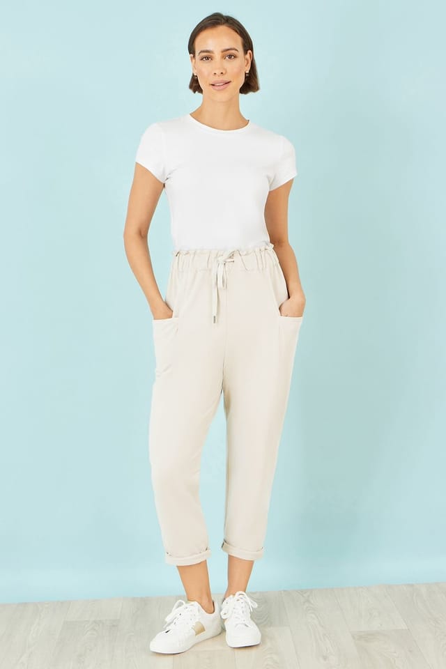 Yumi Yumi Women's Cream Cotton Relaxed Stretch Trousers With Pockets in Beige - 2