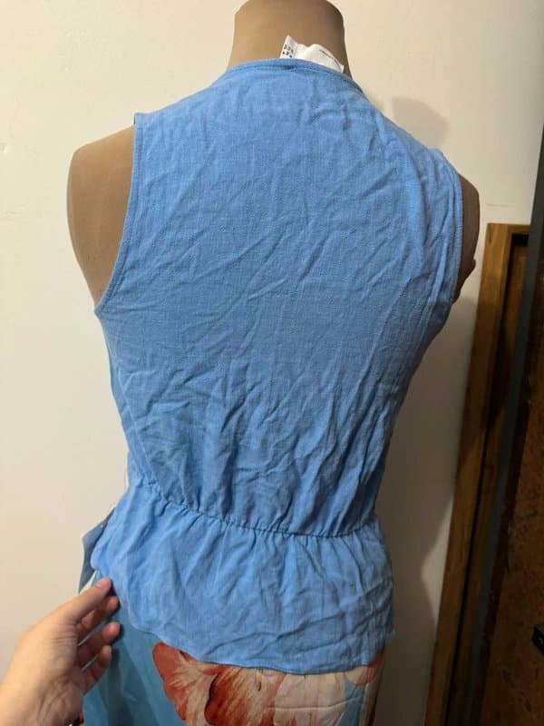 ASOS Design linen look twist wrap detail top sky blue vest waistcoat summer blouse size 8
