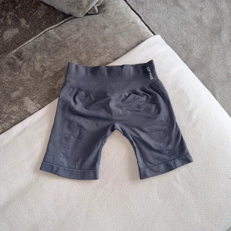DFYNE DFYNE grey gym shorts size small