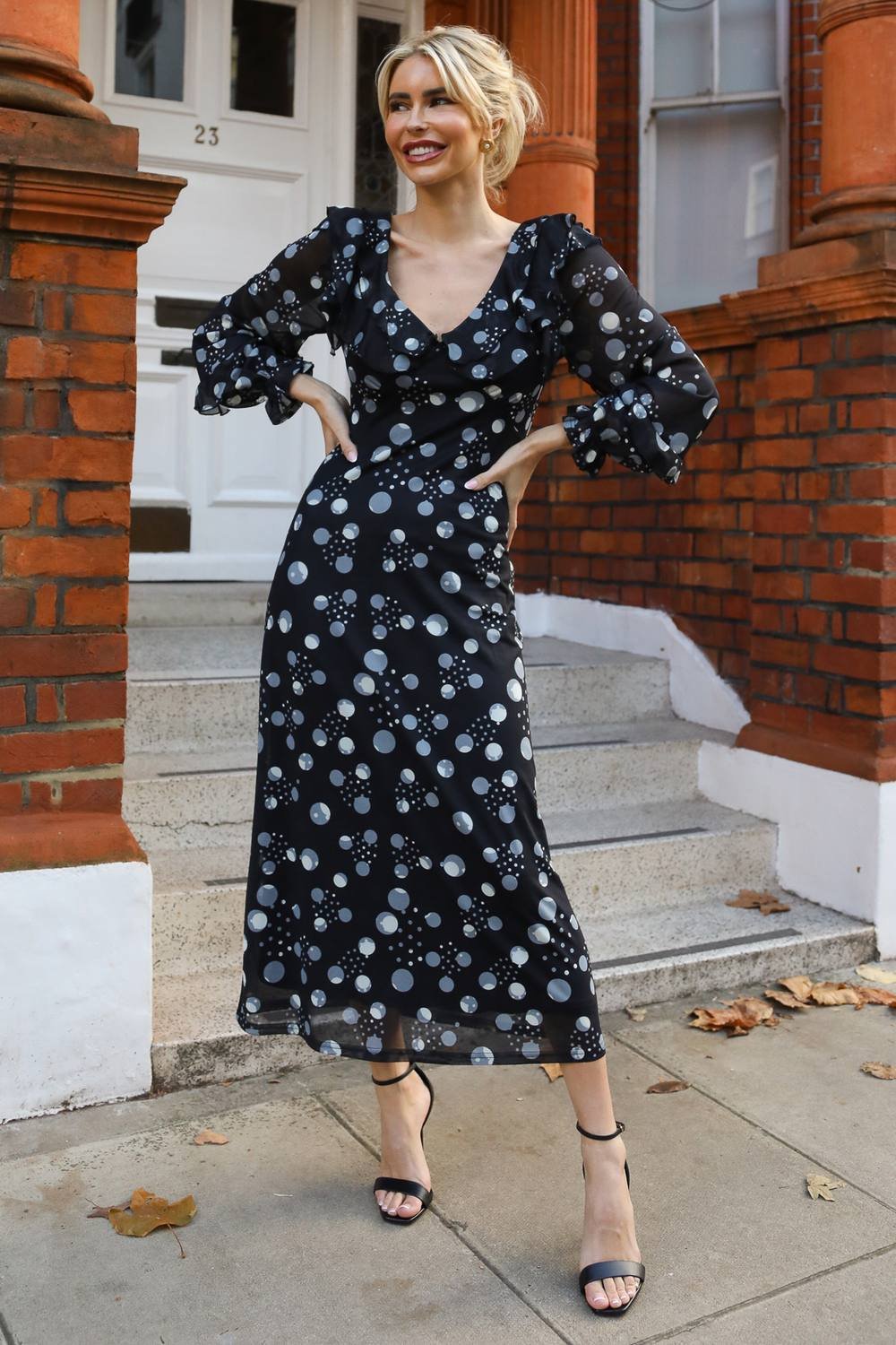 Jolie Moi Jolie Moi Women's Ruffle V Neck Long Sleeve Mesh Maxi Dress in Dark Navy - 2