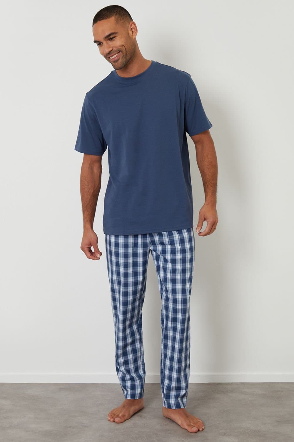 Threadbare Threadbare Men's Check Relaxed Fit Pyjama Set in Blue