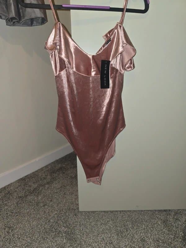 New Look Size 10 Pink Velvet Strappy Top New look