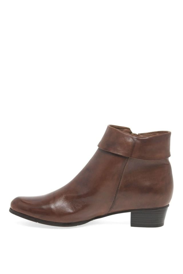 Regarde le Ciel Regarde Le Ciel Women's 'Stefany 03' Ankle Boots in Brown - 2