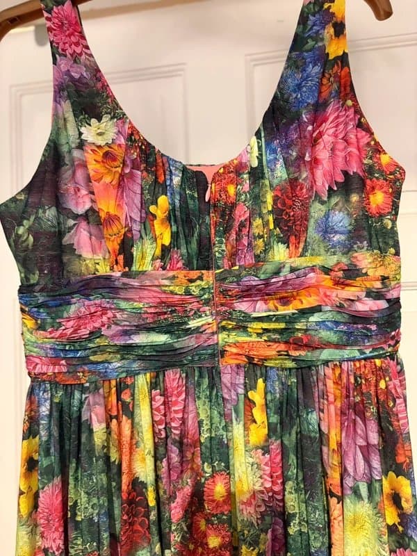 ASOS Floral ASOS sleeveless dress - SIZE 16