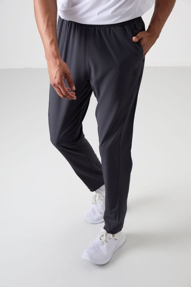 Tommy Life Tommy Life Men's Straight-leg Seamless Sweatpants in Charcoal - 2