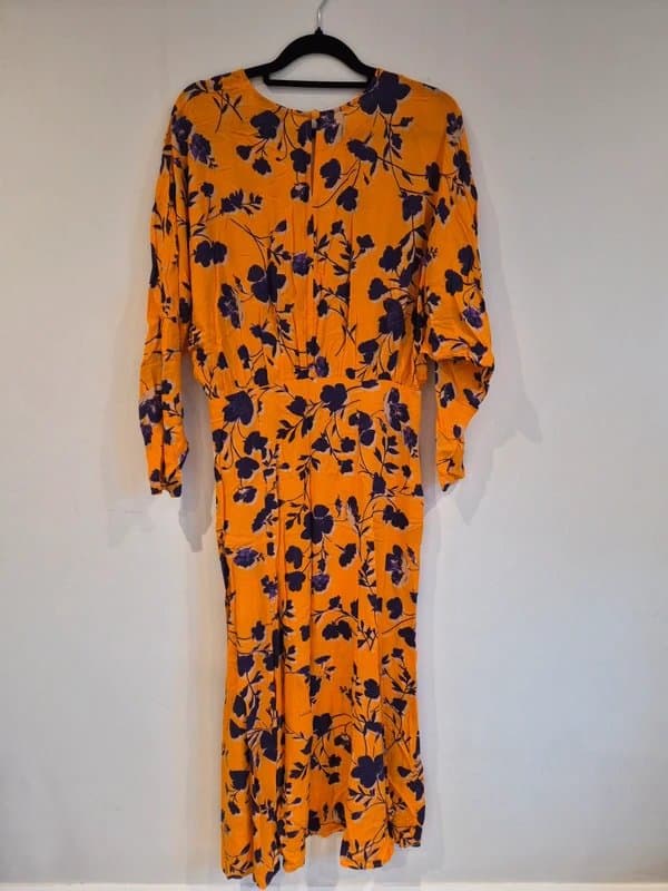 Never Fully Dressed Never fully dressed midi dress