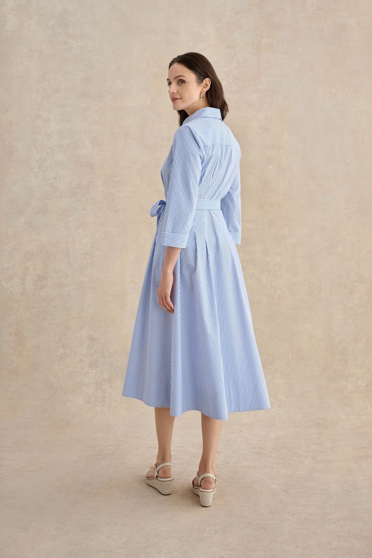 Hobbs London Hobbs London Women's Jane Belted Midi Shirt Dress in Light Blue - 4