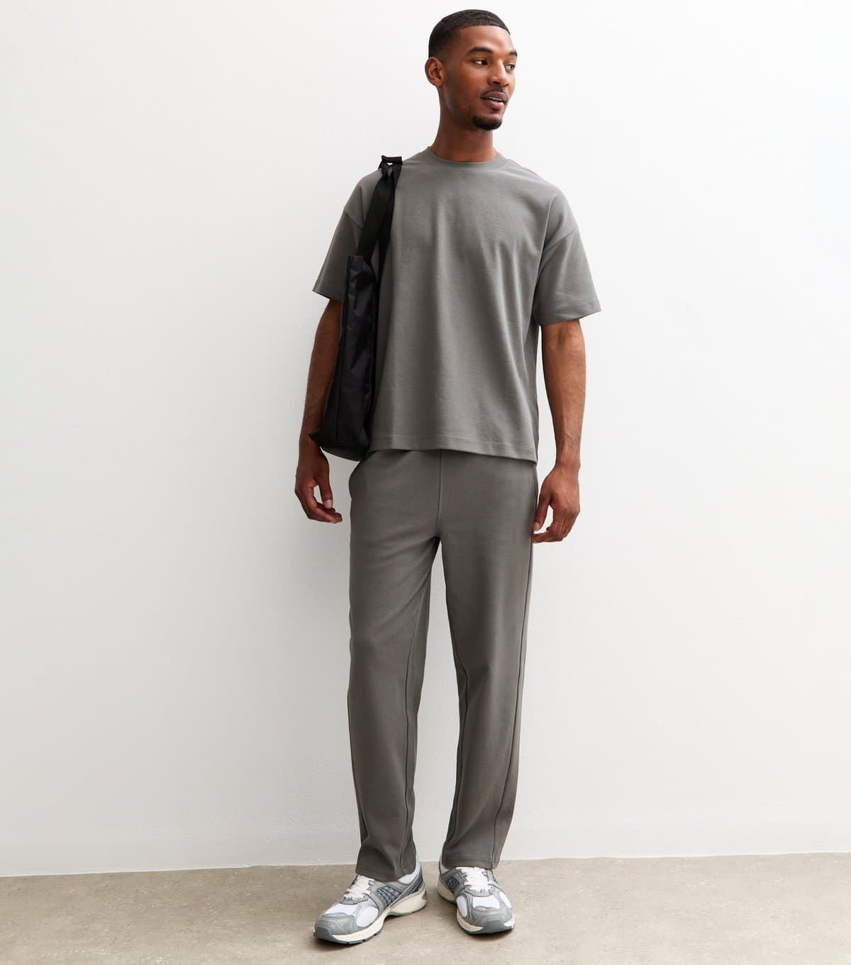 New Look Men's Grey Relaxed Panelled Straight Leg Joggers New Look