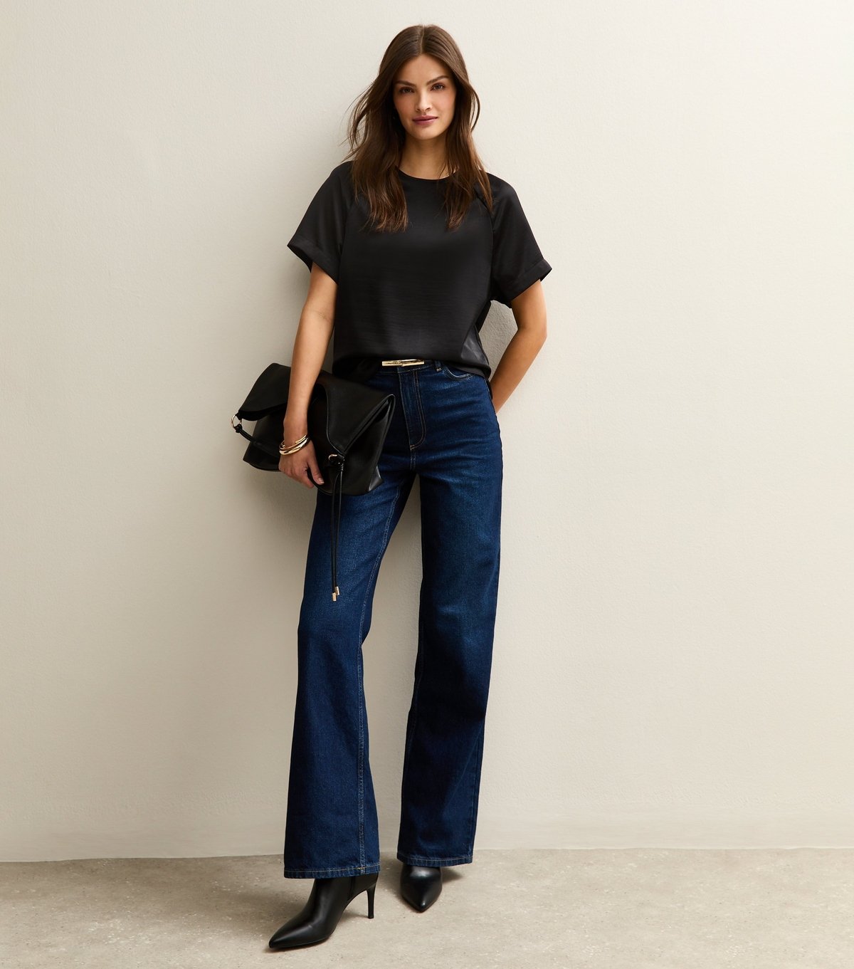 New Look Women's Tall Black Satin Short Sleeve Top New Look - 2