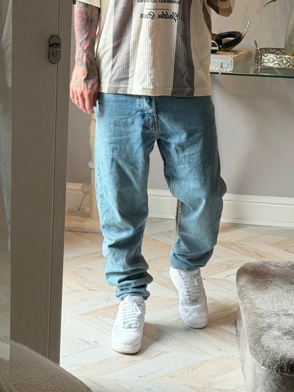 Weekday Weekday barrel jeans light blue relaxed tapered W30 L32