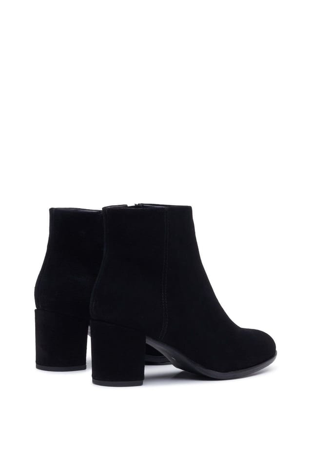 Hush Puppies Hush Puppies Women's Claridy Suede Boot in Black - 2