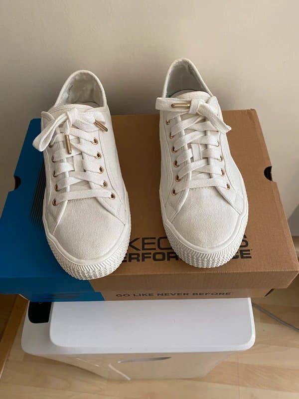 New Look White lace up pumps
