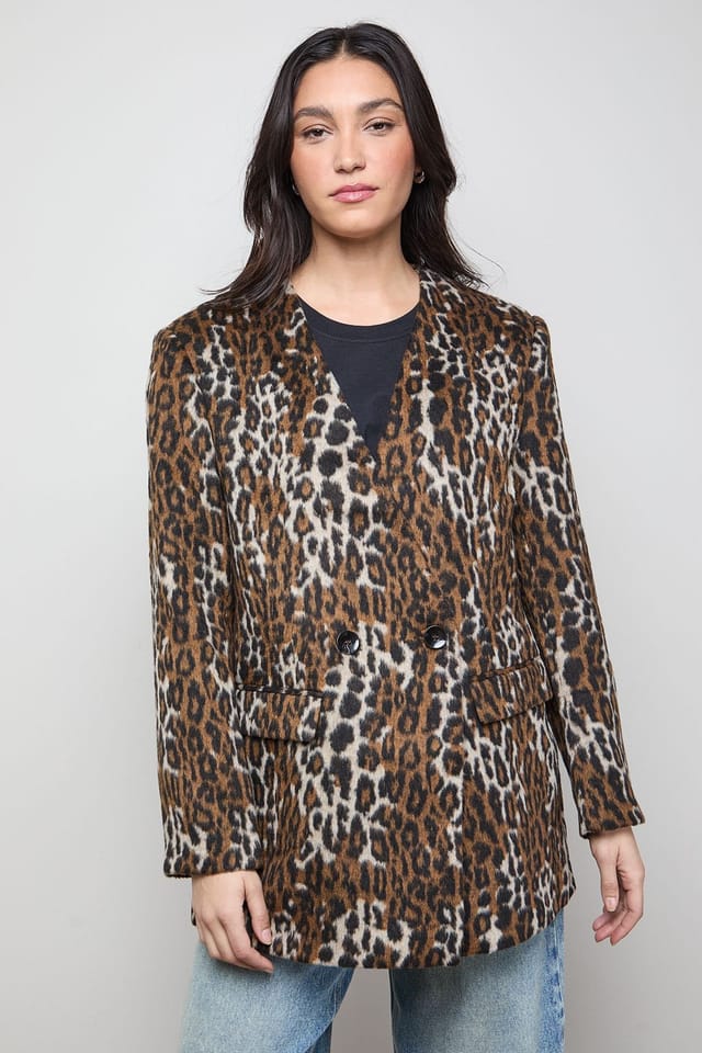 Oasis Oasis Women's Collarless Blazer Coat in Animal - 2