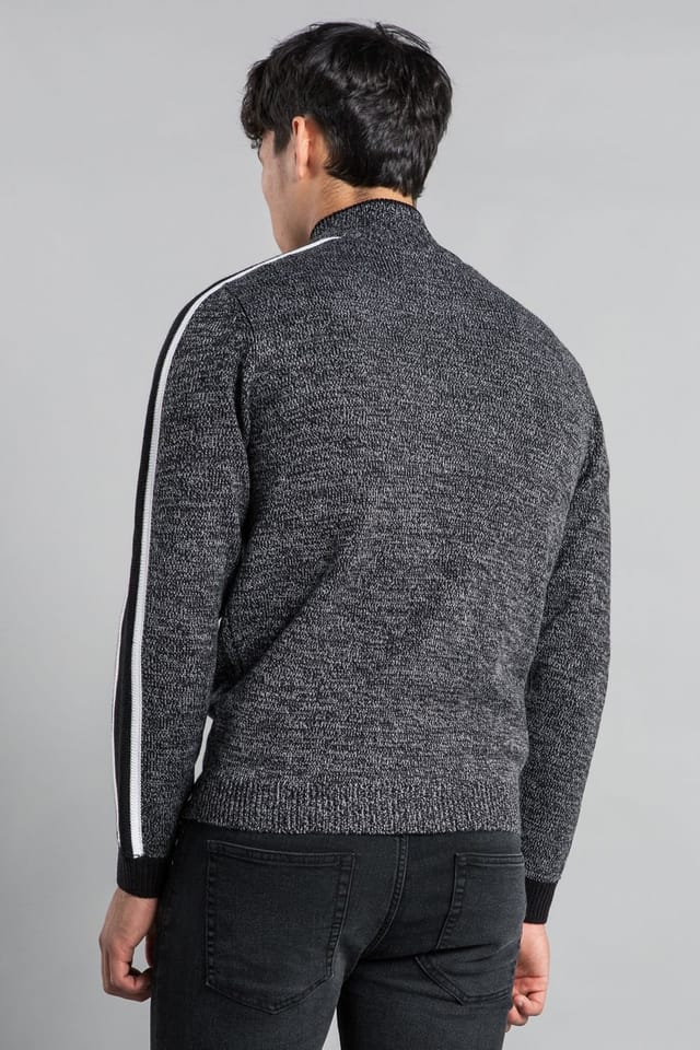 Tokyo Laundry Tokyo Laundry Men's Funnel Neck 1/4 Zip Jumper with Contrast Sleeve in Black - 2