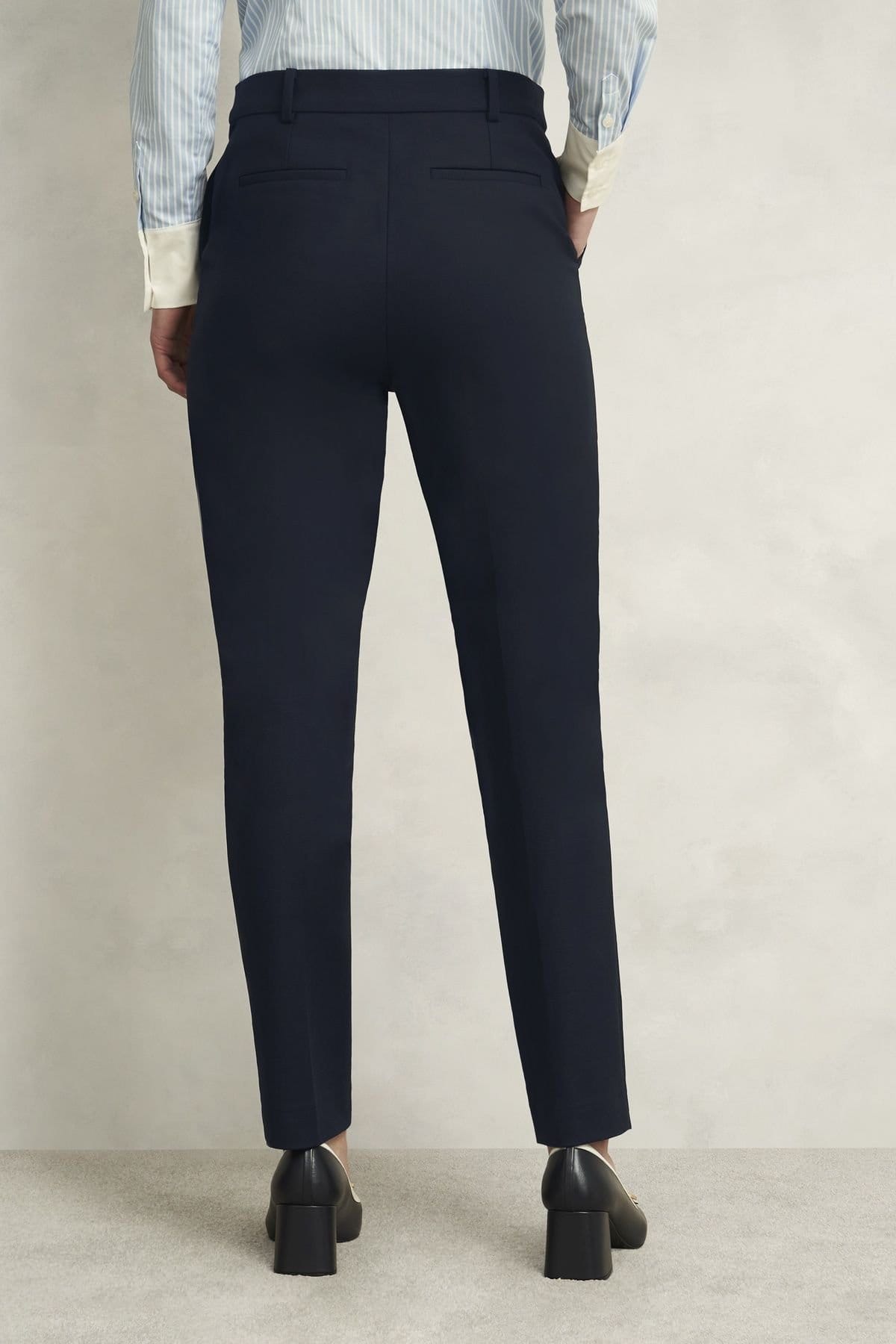 Hobbs London Hobbs London Women's Nicky Tapered Leg Trouser in Dark Navy - 4