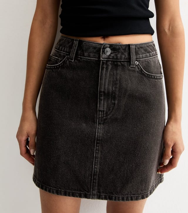New Look Women's Black Denim A-Line Mini Skirt New Look - 2