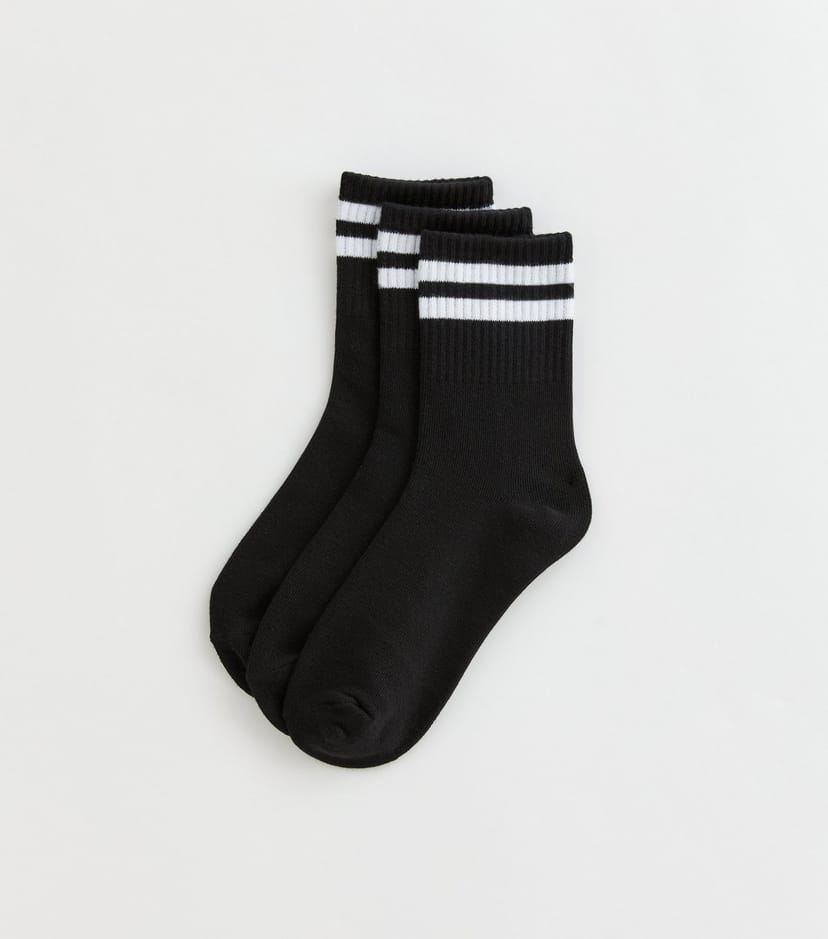 New Look Pack of 3 Black Contrast Stripe Ribbed Tube Ankle Socks New Look - 1