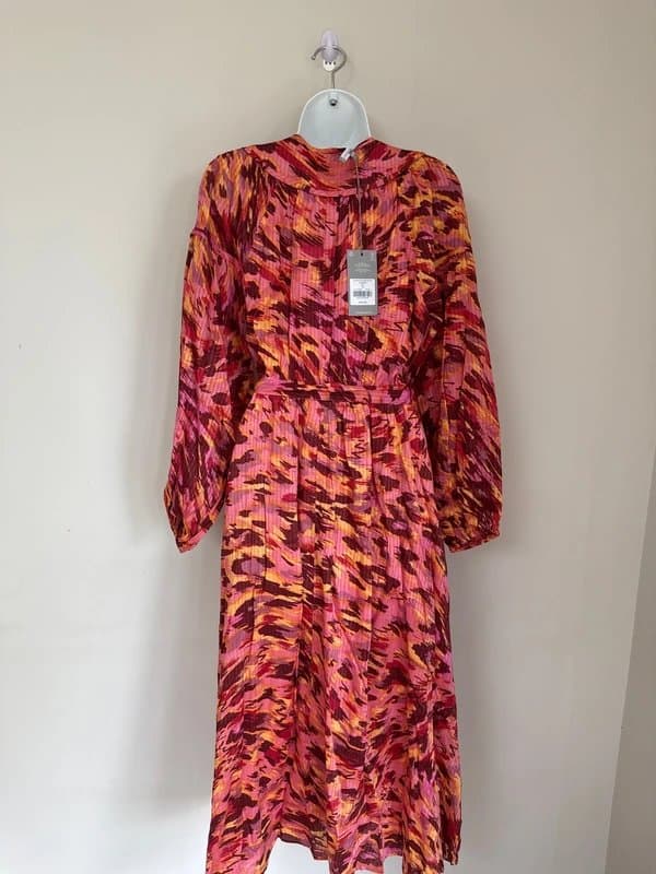 Oliver Bonas New (with tag) Oliver Bonas Moving Textured Print Midi Dress - UK 10- RRP £85