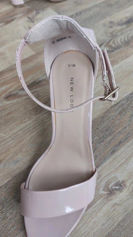 New Look New Look Block Heel Blush/Nude Sandals Size 5