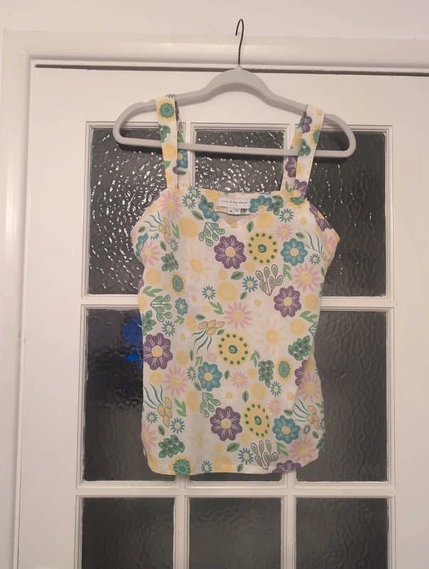 Never Fully Dressed Never fully dressed medium top