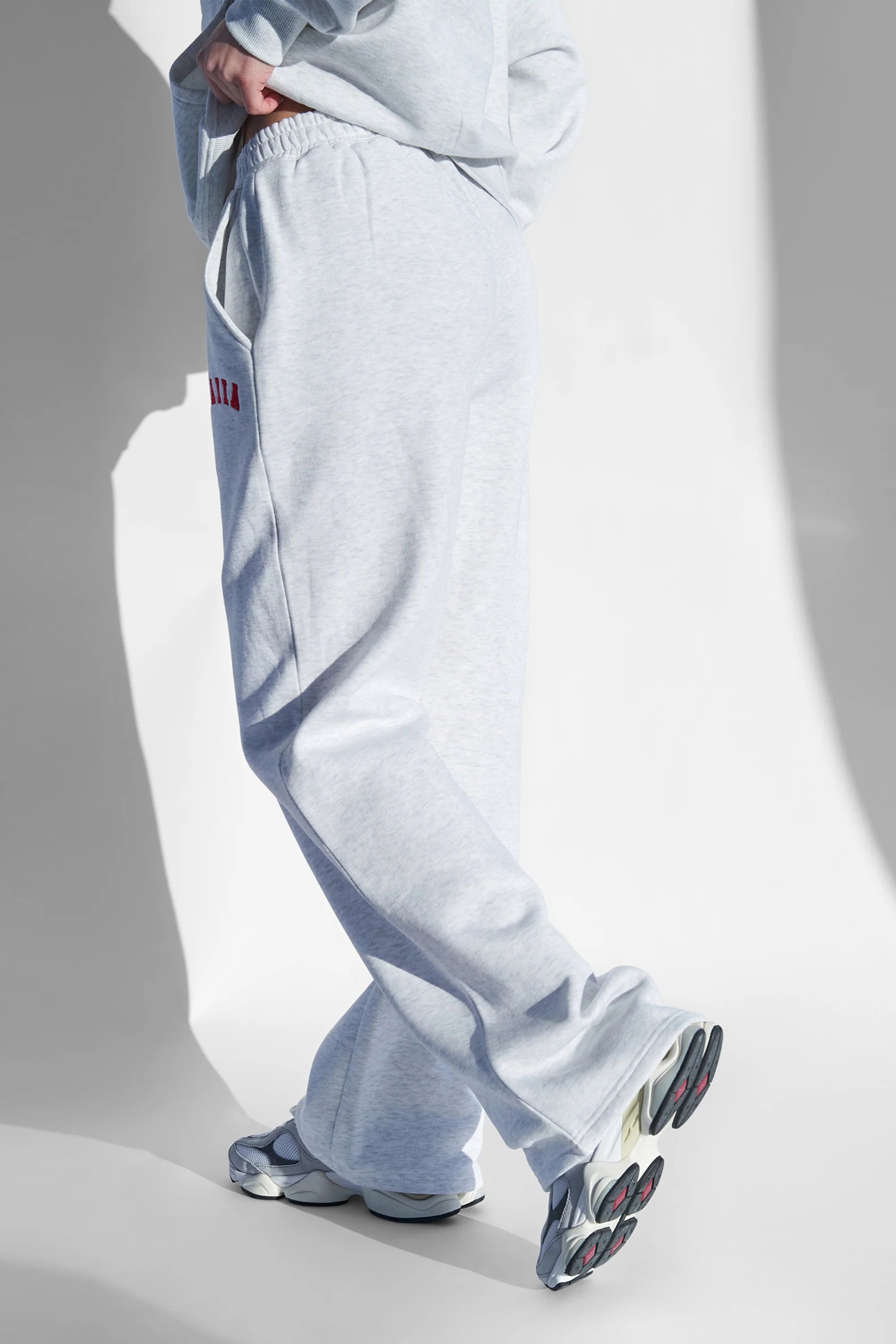 Kaiia Kaiia Logo Wide Leg Joggers Light Grey Marl and Red - 3