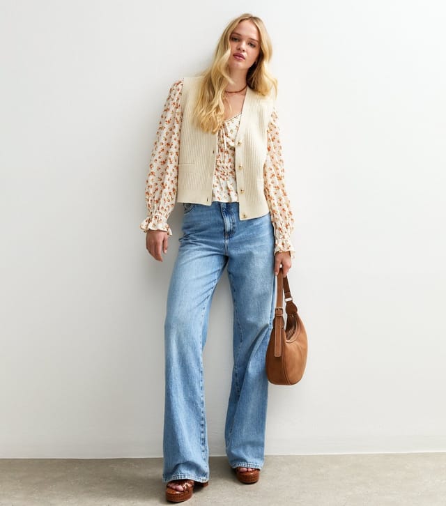 New Look Women's Cream Button Up Chunky Knit Waistcoat New Look - 2