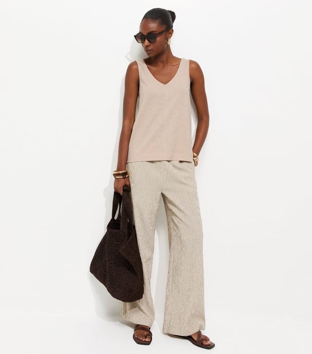New Look Women's Premium Stone Linen Rich V Neck Vest New Look - 3