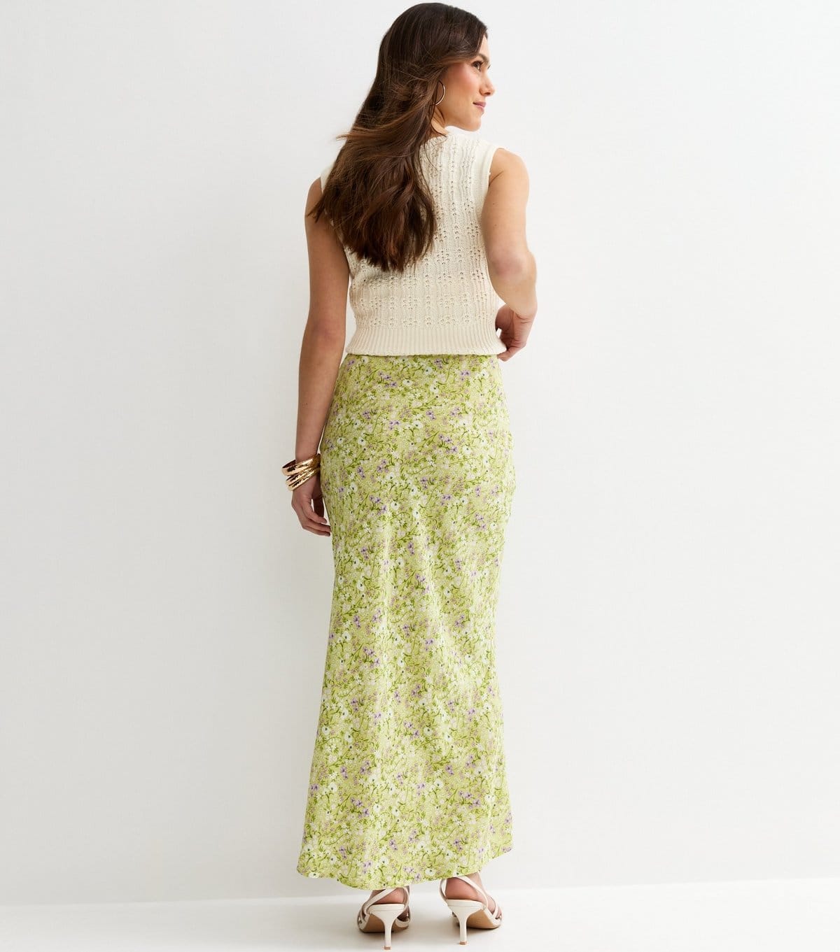 New Look Women's Petite Green Floral Print Bias Cut Midi Skirt New Look - 4