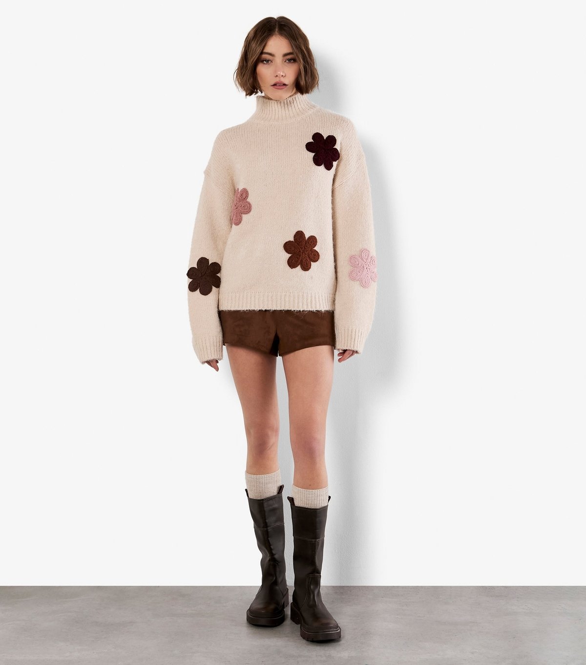 Apricot Women's Stone Floral Embroidered Jumper Apricot New Look - 2