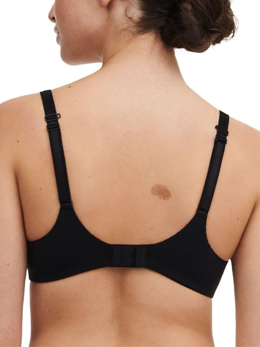 Chantelle Chantelle Women's Norah Chic Plunge T-Shirt Bra in Black - 4