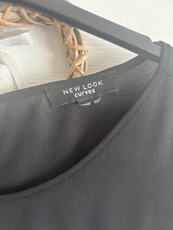 New Look Size 22 sequin party top by newlook curves