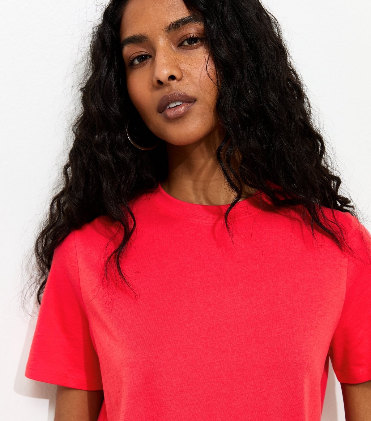 New Look Women's Bright Red Cotton Crew Neck T-Shirt New Look - 2