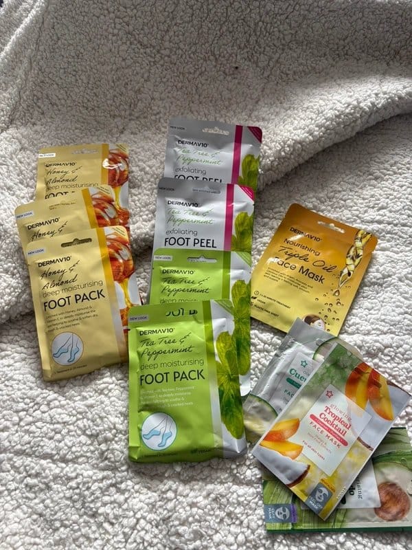 New Look New Look Face & Foot Packs - 1