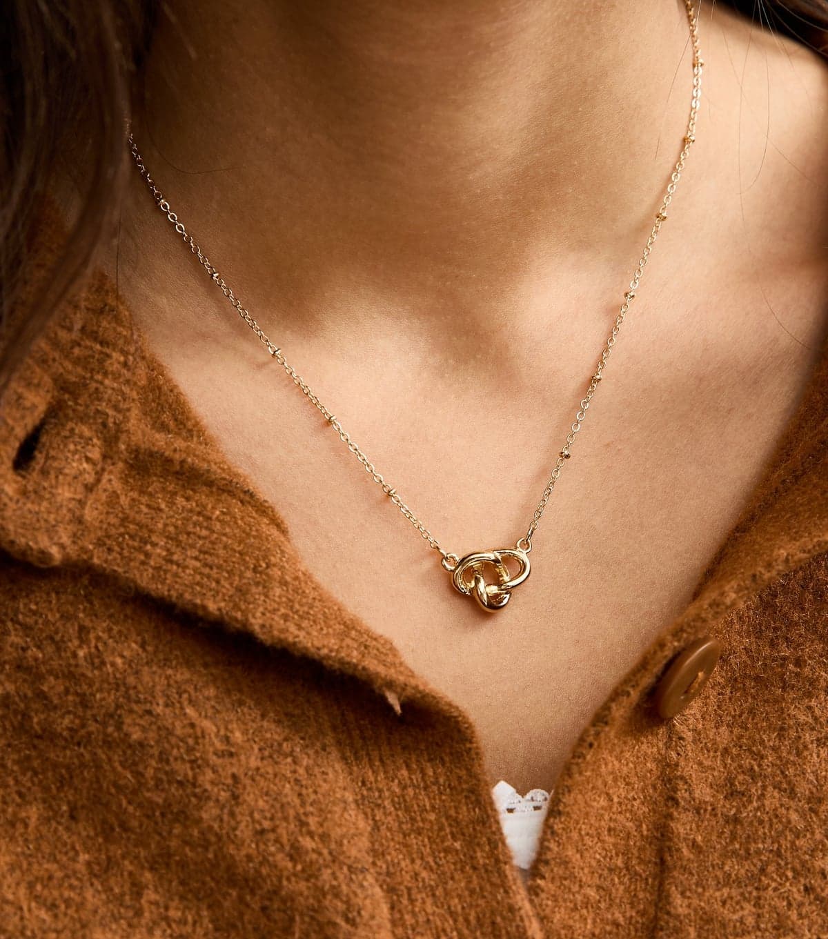 New Look Gold Tone Triple Circle Pendant Necklace New Look