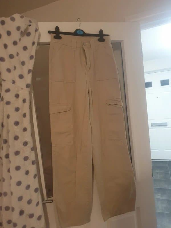 Bershka Bershka Women's Cream and Tan Bottoms