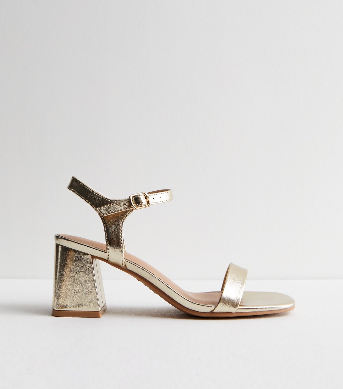 New Look Women's Gold Patent Block Heel Sandals Vegan New Look - 2