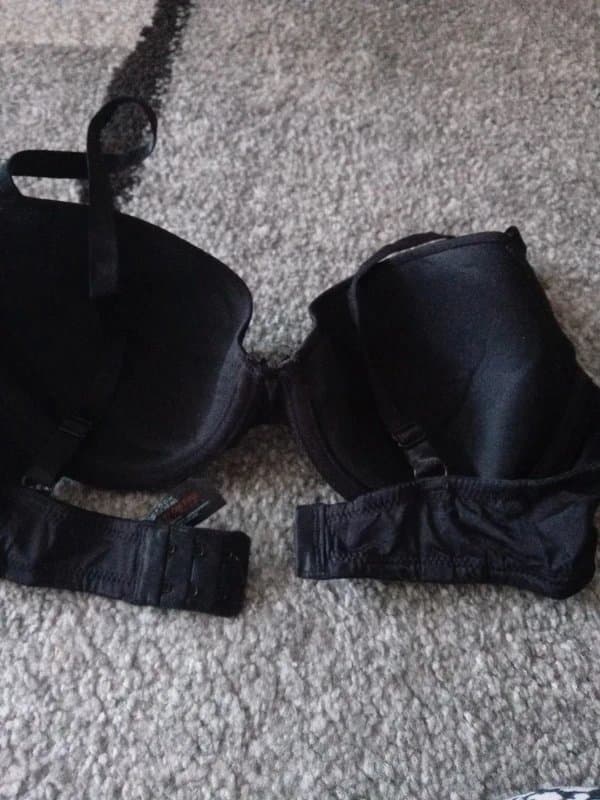 New Look Ladies Black T.shirt Bra Newlook 36C Free Delivery