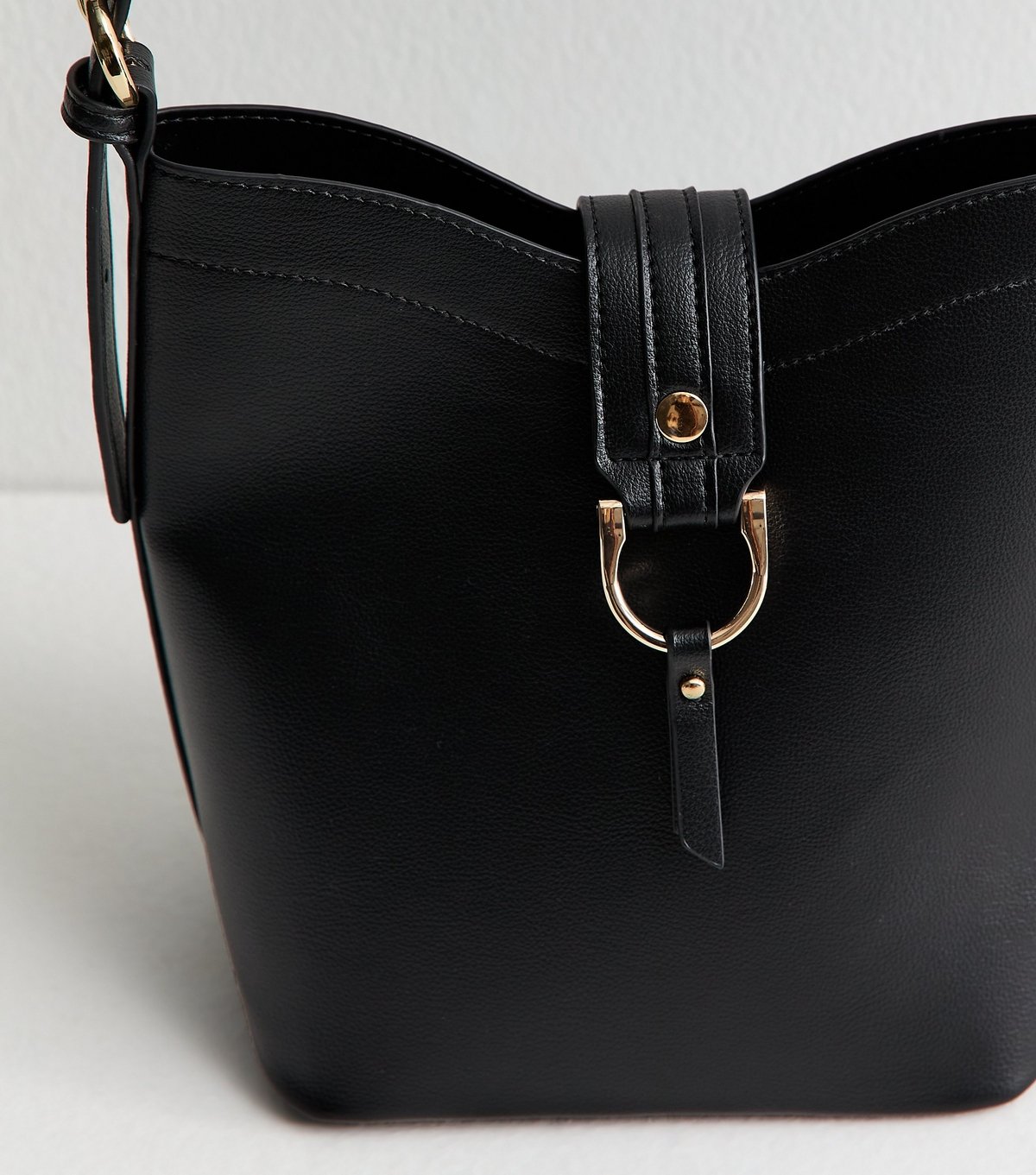 New Look Black Faux Leather Ring Detail Mini Bucket Bag New Look - 3