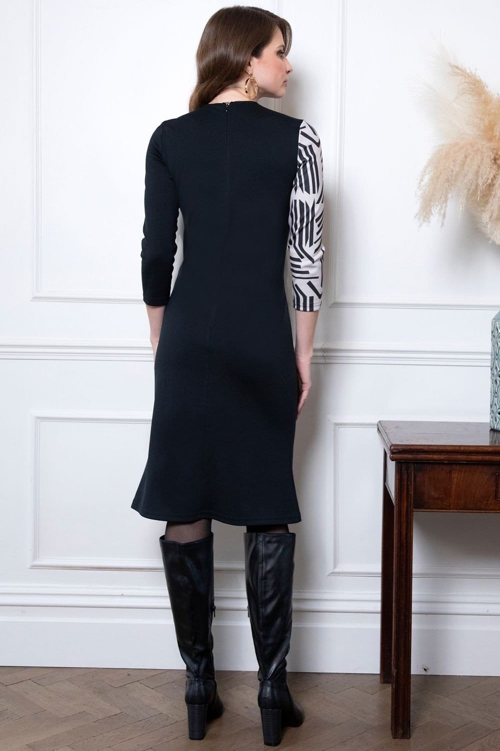 Hot Squash Hot Squash Women's Asymmetric Keyhole Dress in Black - 4